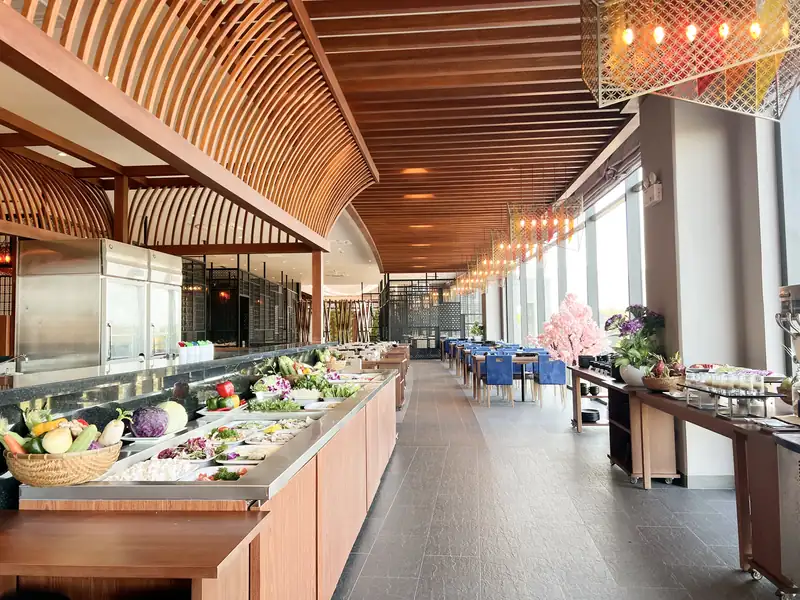 Quầy buffet lẩu nhà hàng KARAN, Mikazuki Đà Nẵng