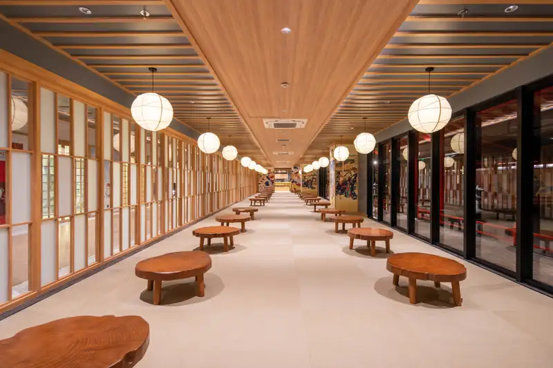 Dãy phố Nhật trong khu công viên nước trong nhà Mikazuki